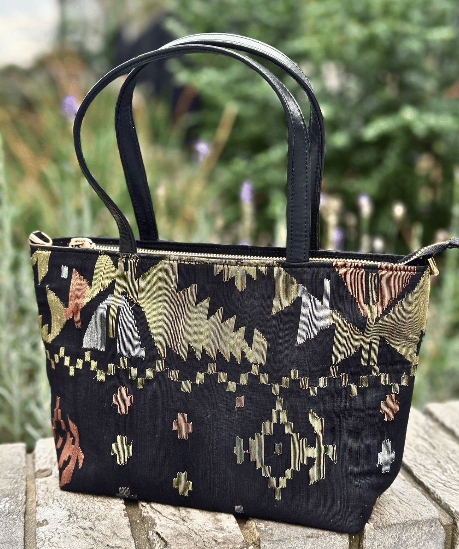 Handcrafted Traditional Jamdani Tote Bag - Black - Image 2