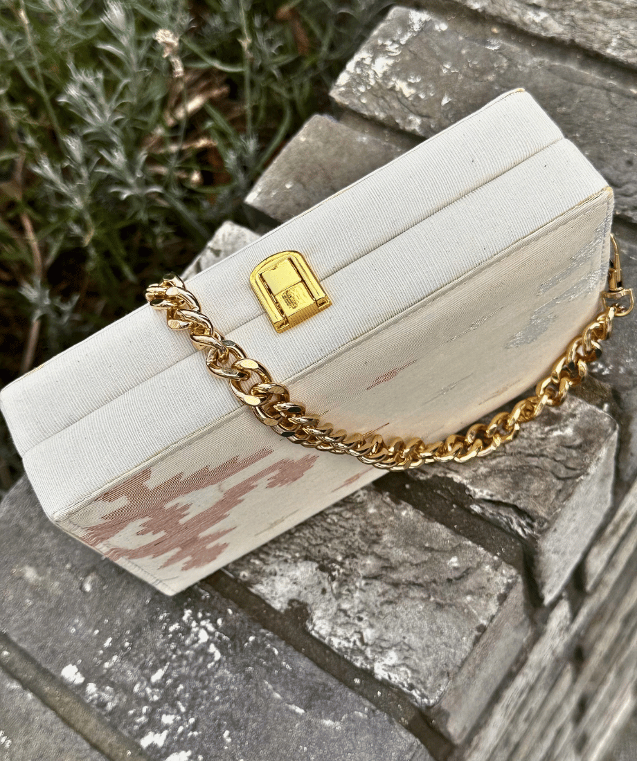 Handcrafted Jamdani Designer Clutch Bag - Off White - Image 2